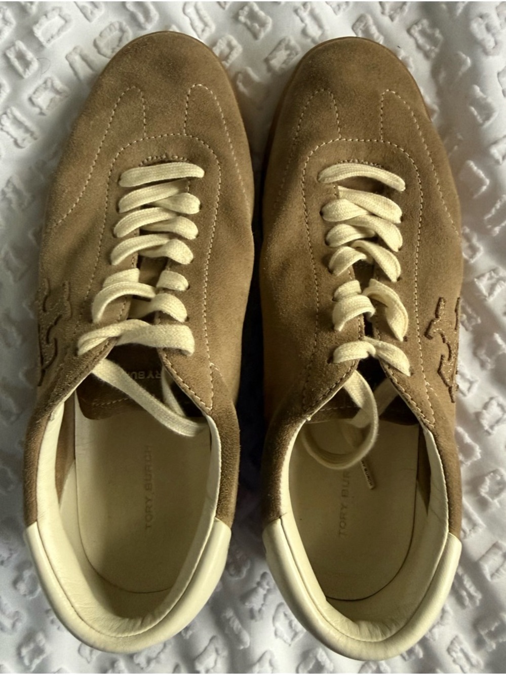 Tory Burch Women’s Suede Casual Sneakers in Tan EUC 9